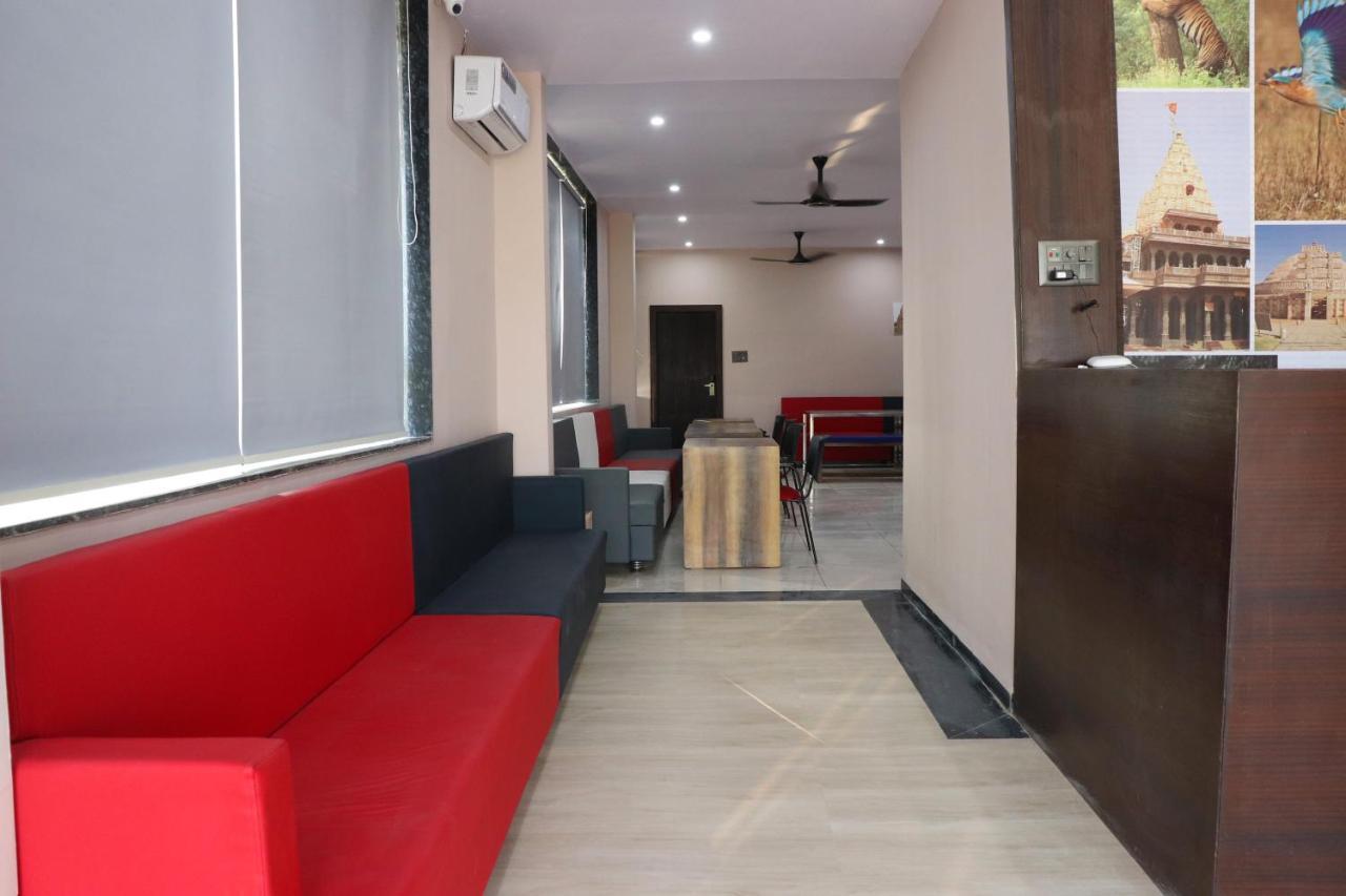 Pat Hotels Індаур Екстер'єр фото